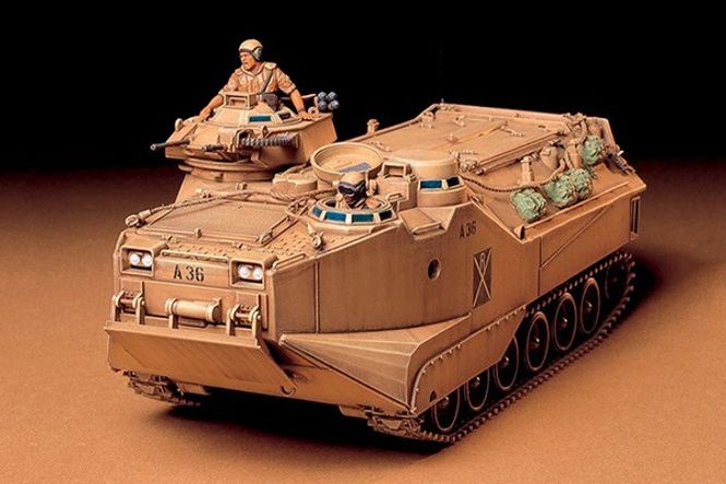 Huvudbild U.S MARINE AAVP7A1. SKALA 1/35