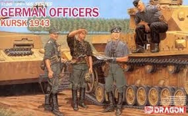 GERMAN OFFICER KURSK 1943. SKALA 1/35