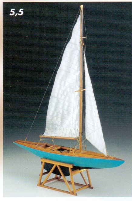 Huvudbild YACHT 5,5. SEGEL INGÅR