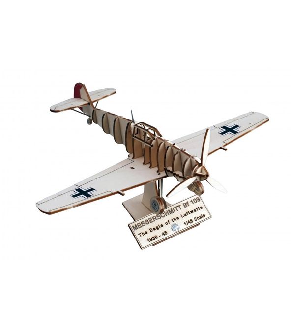 Huvudbild MESSERSCHMITT BF109. TRÄBYGGSATS I SKALA 1/48